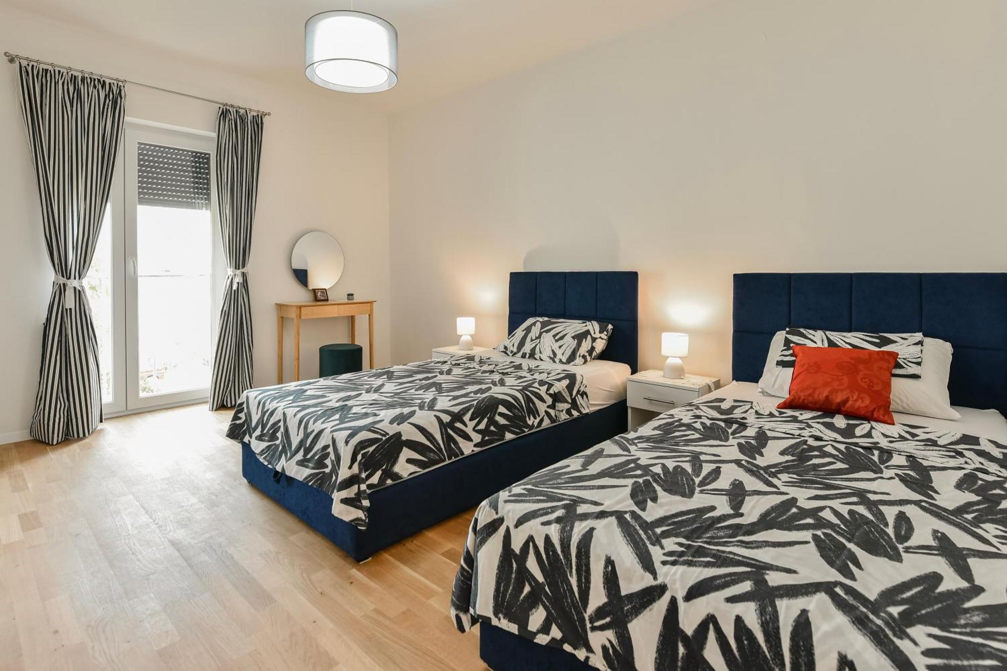 New Luxury 3 Bedroom 4 Air Conditioners Zadar Exterior photo